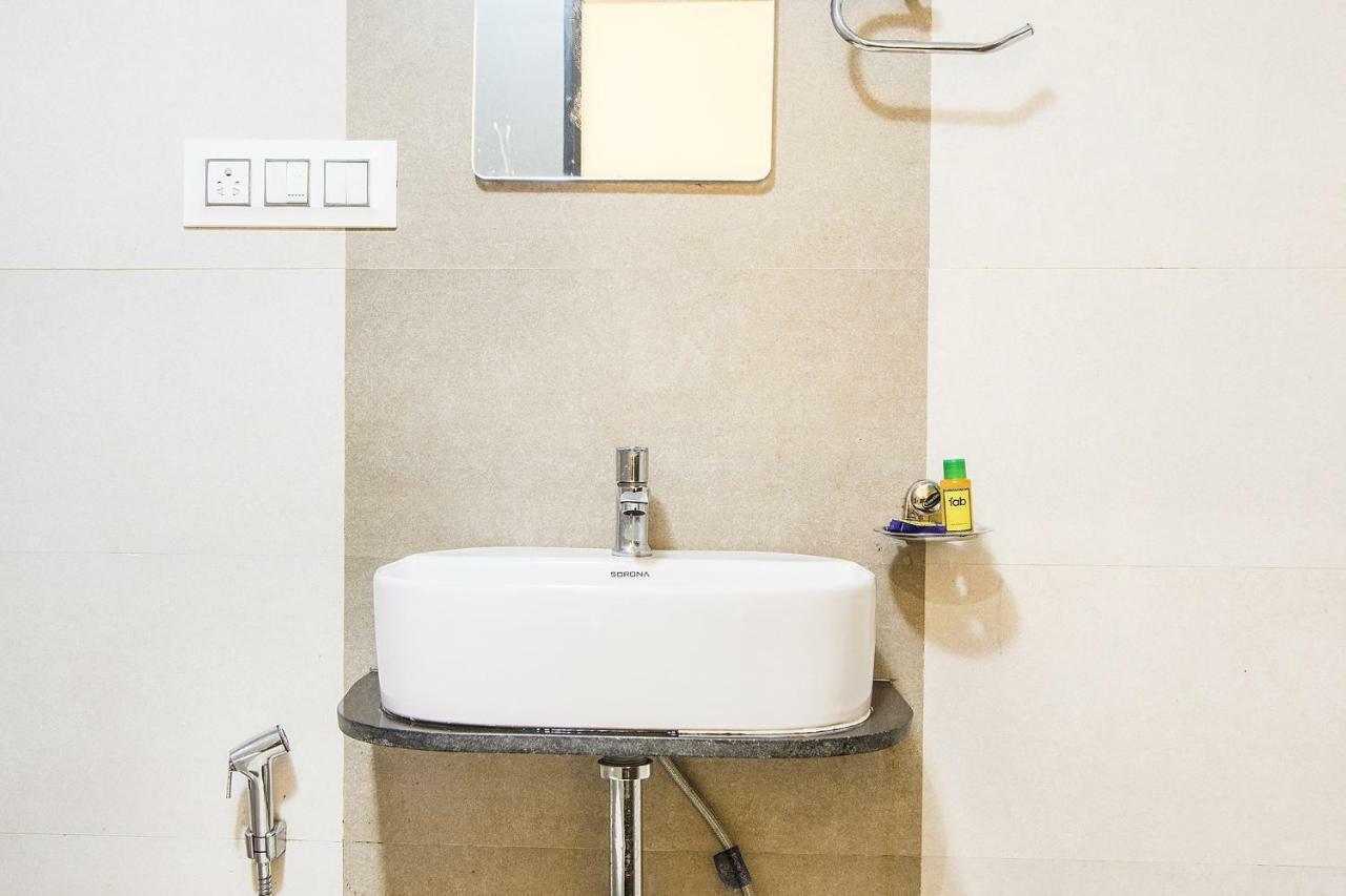 Hotel Horizon Мумбаи Экстерьер фото