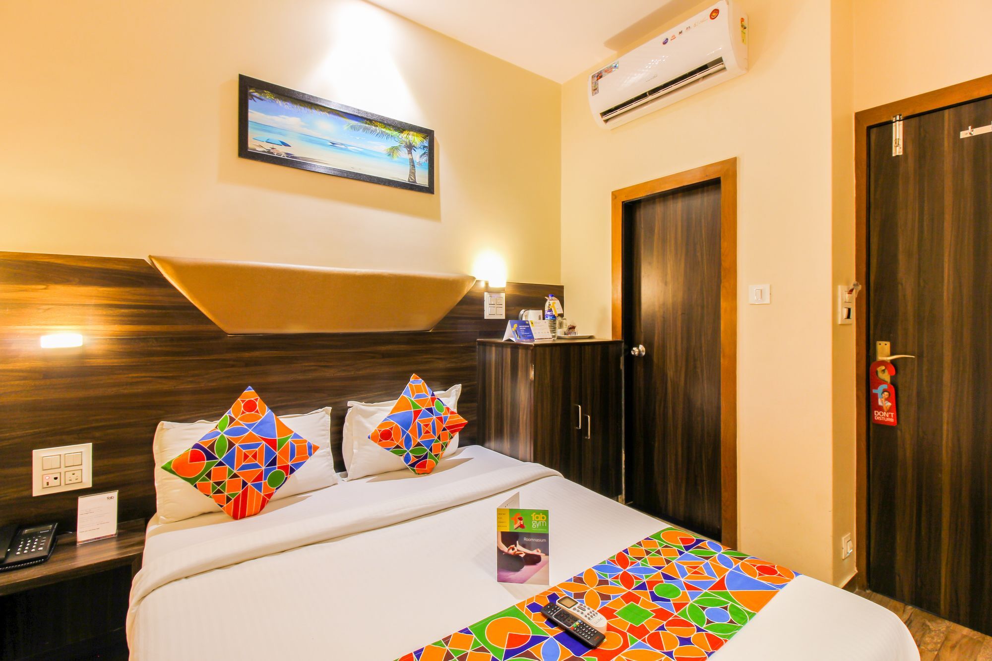 Hotel Horizon Мумбаи Экстерьер фото